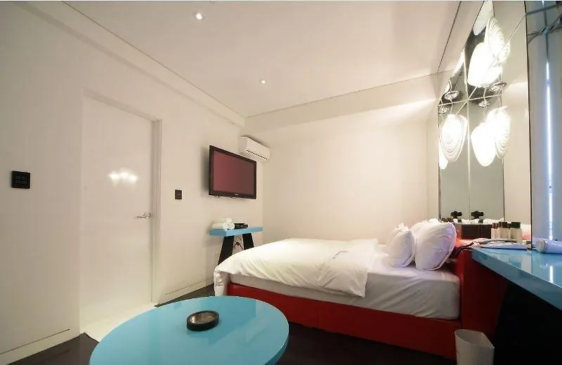 Sinchon Hotel Gaeul Seoul 2*,